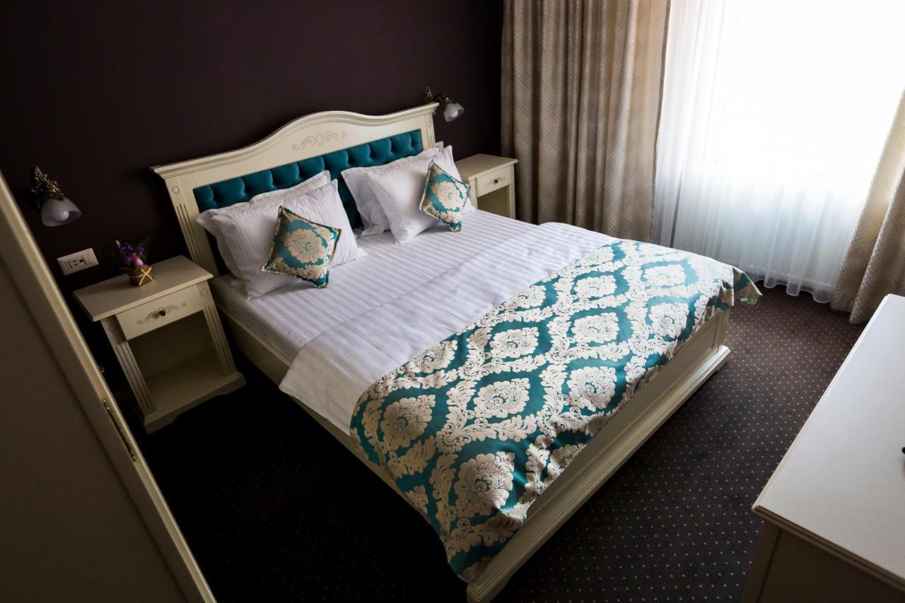 Royal Inn Busteni-Adults Only المظهر الخارجي الصورة