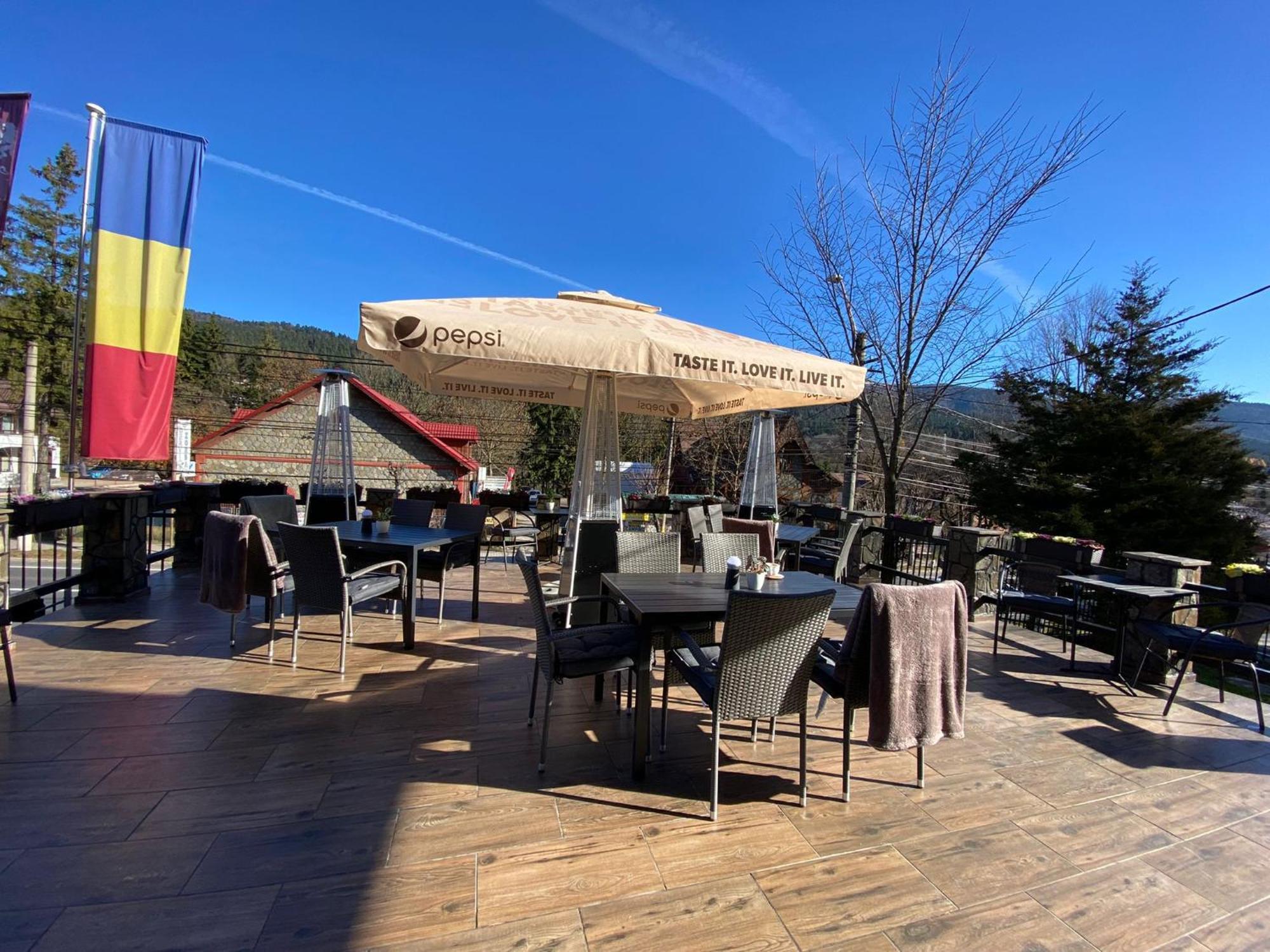 Royal Inn Busteni-Adults Only المظهر الخارجي الصورة
