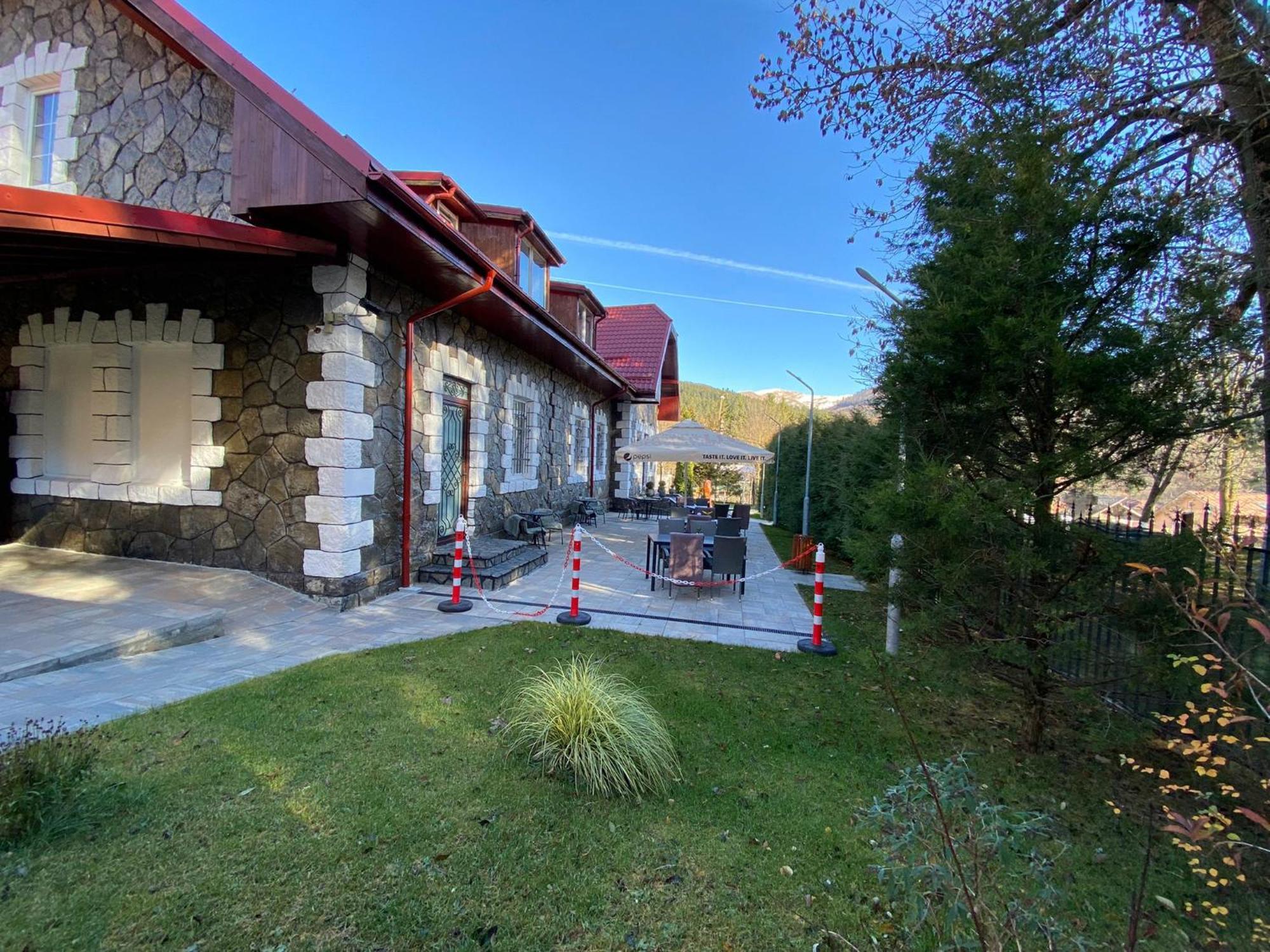 Royal Inn Busteni-Adults Only المظهر الخارجي الصورة