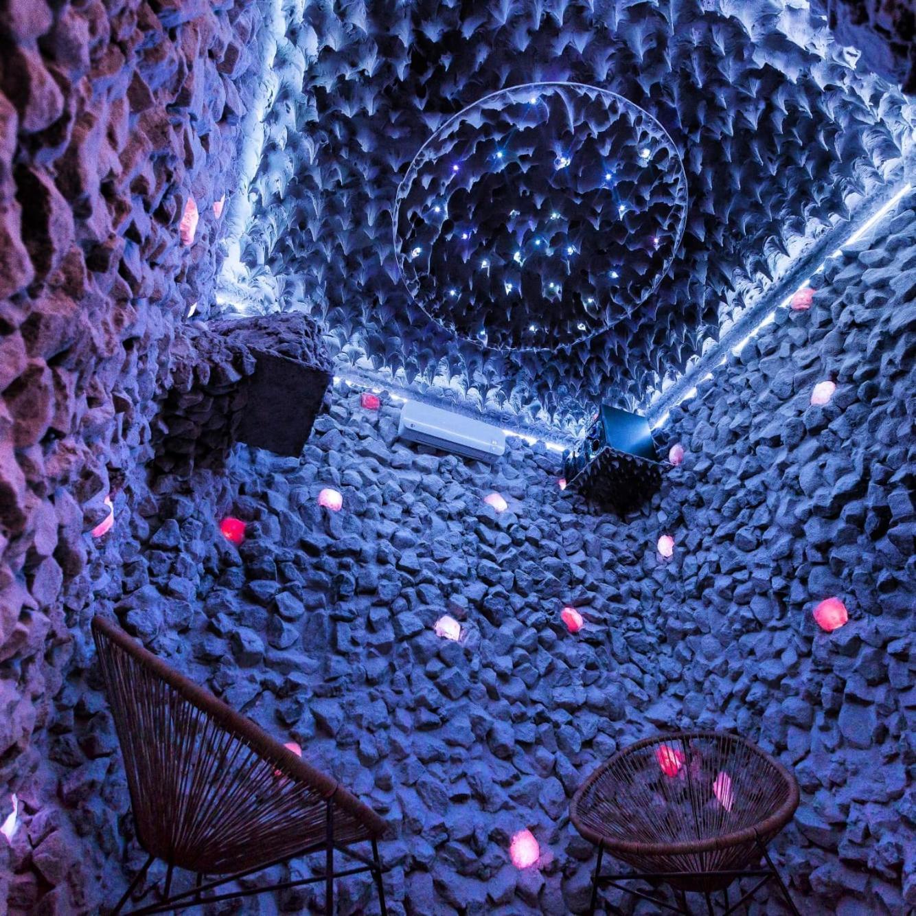Royal Inn Busteni-Adults Only المظهر الخارجي الصورة